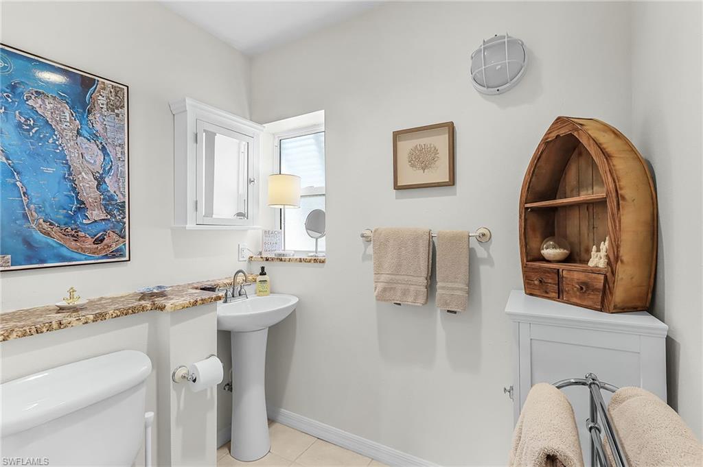 SANDY SHOALS - Residential