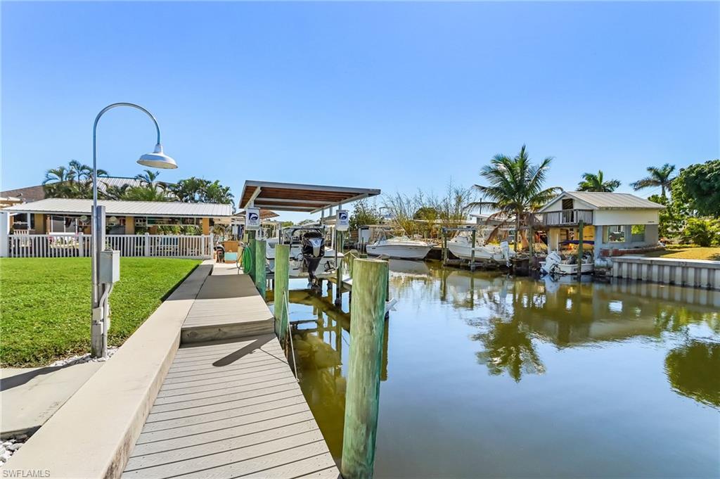 SANDY SHOALS - Residential