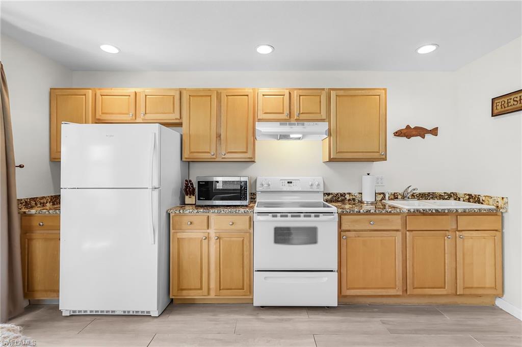 SANDY SHOALS - Residential