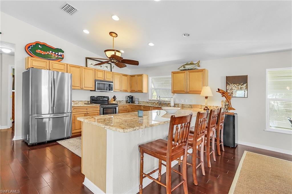 SANDY SHOALS - Residential