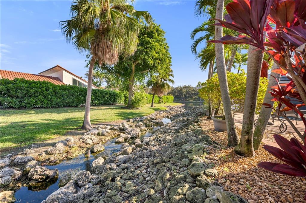 BRIDGE WAY VILLAS - Residential