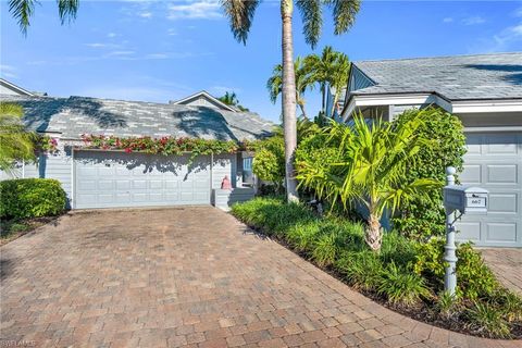 667 Bridgeway LN NAPLES FL 34108