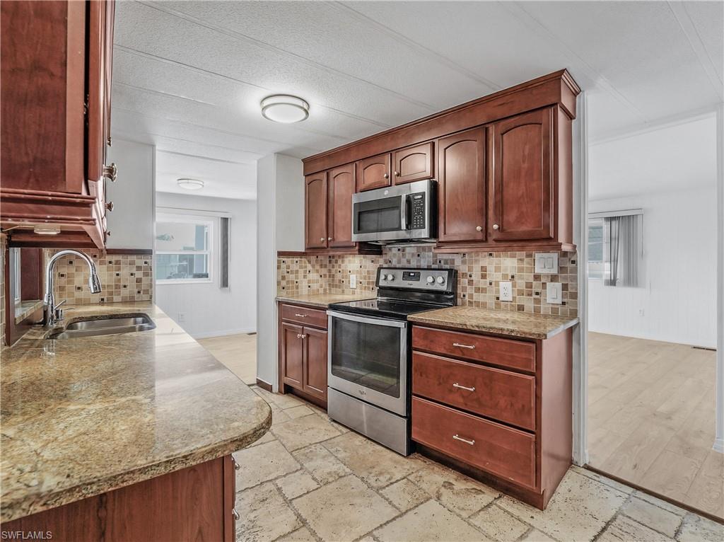 OLD BRIDGE VILLAGE - Residential