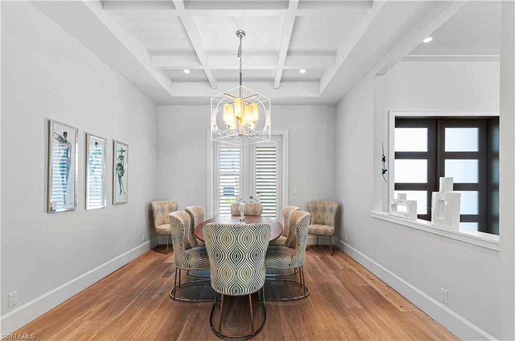 MOORINGS - Residential