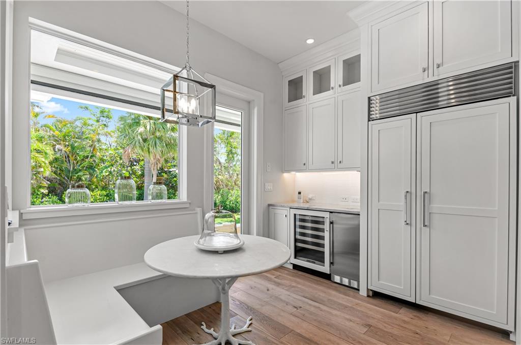 MOORINGS - Residential