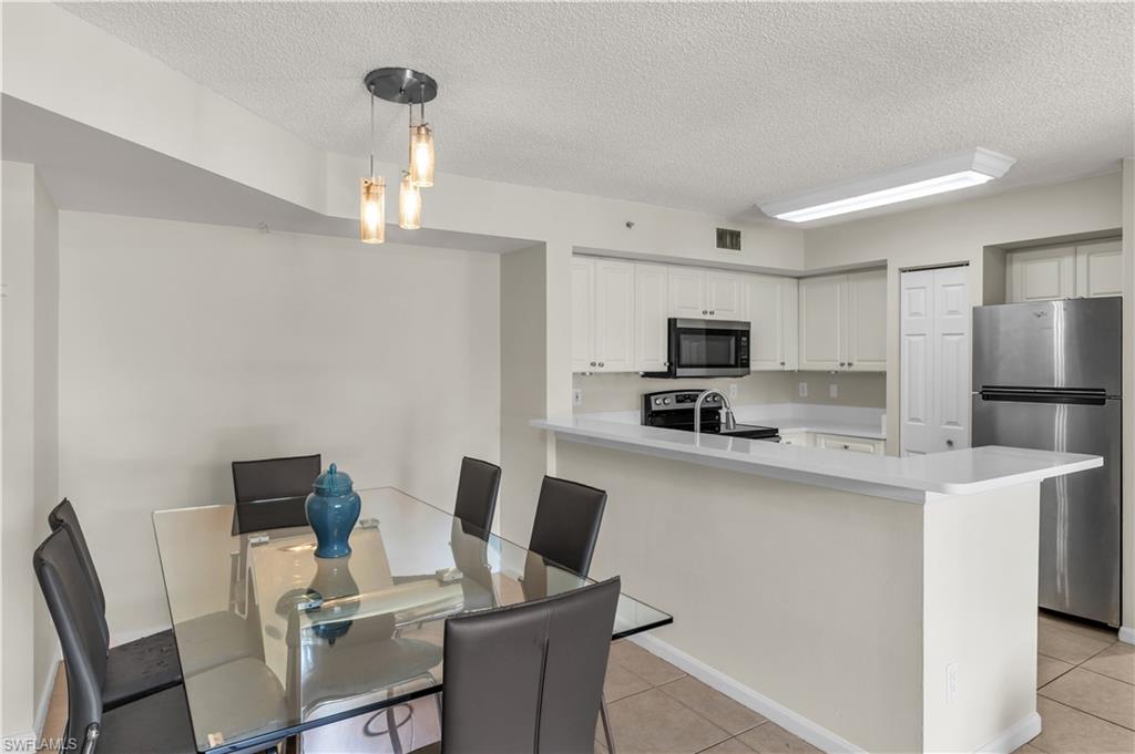 THE ENCLAVE AT NAPLES - Residential Lease