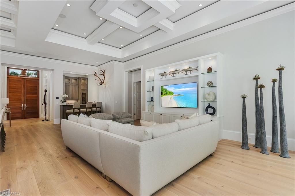 PARK SHORE - Residential