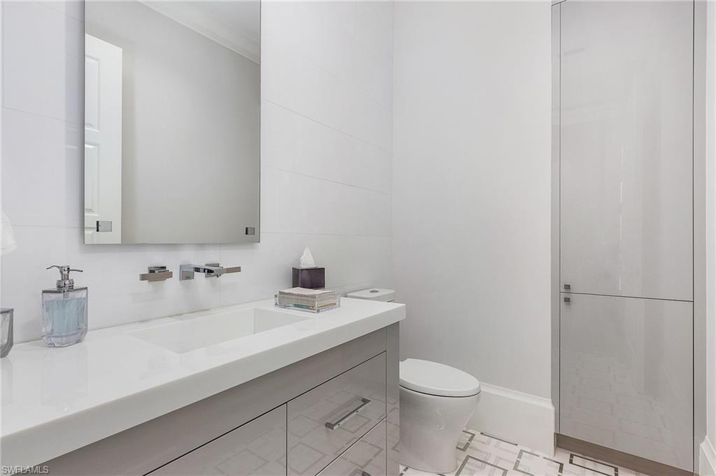 PARK SHORE - Residential