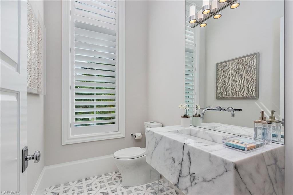 PARK SHORE - Residential