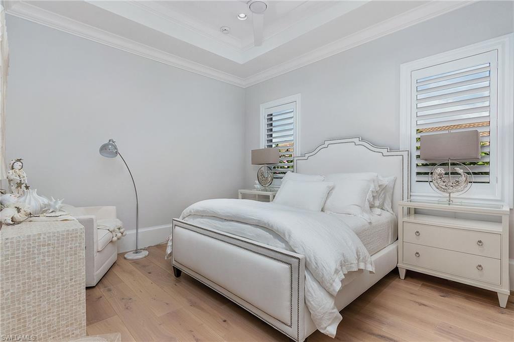 PARK SHORE - Residential