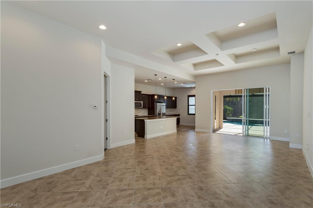 SOMERSET - Residential