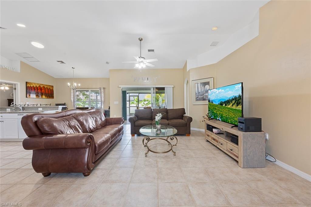 3930 SW 15th PL