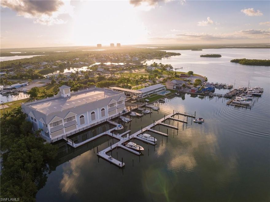 Offering the finest in Southwest Florida slip rentals, The Tarpon Club Marina offers in-water slip rentals for boats up to 60’ in length.  Centrally located on Isle of Capri between Marco Island and Naples, The Tarpon Club Marina features newly constructed floating docks with direct access to the Gulf of Mexico less than 2 miles from the dock.  Gas, diesel and bait is available, along with an elaborate fish cleaning station where you can clean your catch after a day of Gulf or backwater fishing.  Local dining options, within walking distance of The Tarpon Club Marina, include the Island Gypsy Cafe & Marina Bar, the Capri Fish House and Osteria Capri.