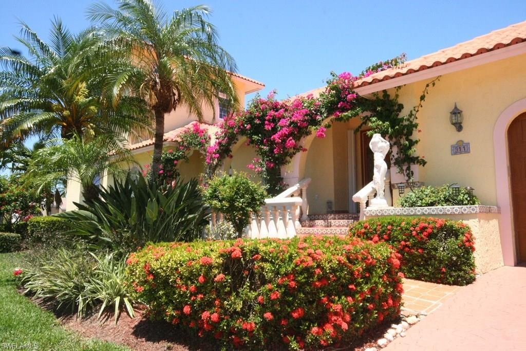 MARCO BEACH - Residential