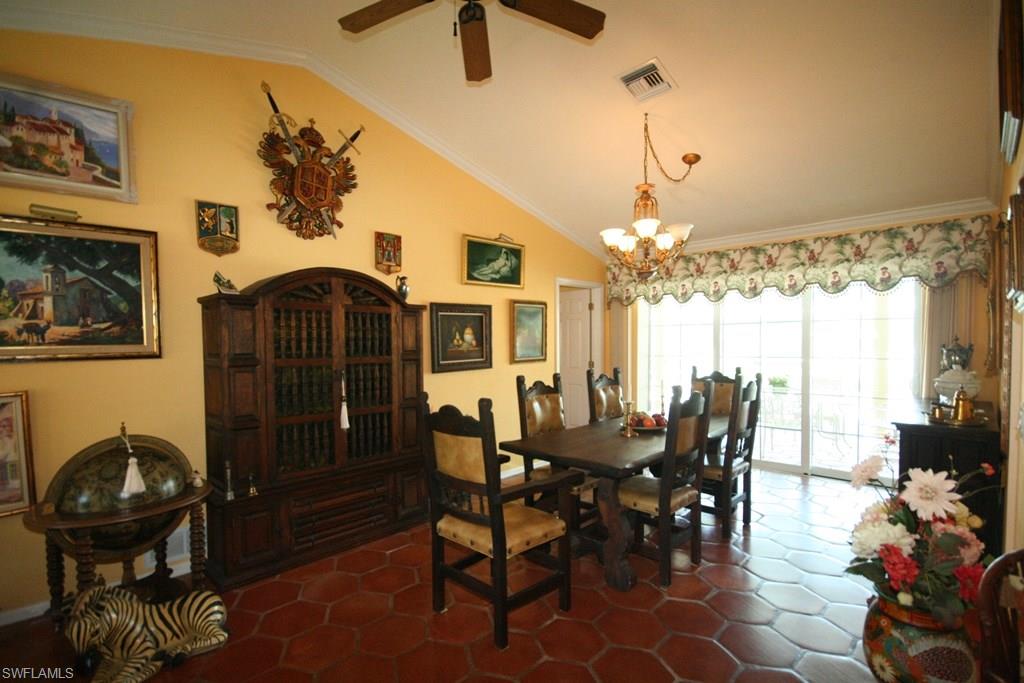 MARCO BEACH - Residential