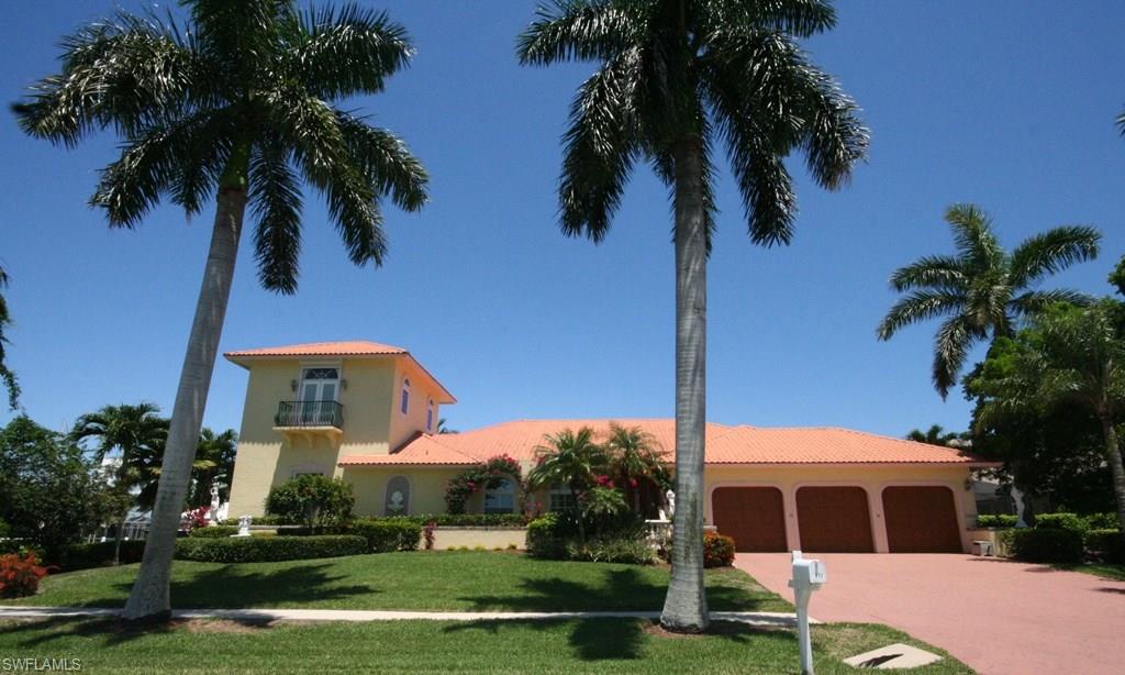 MARCO BEACH - Residential