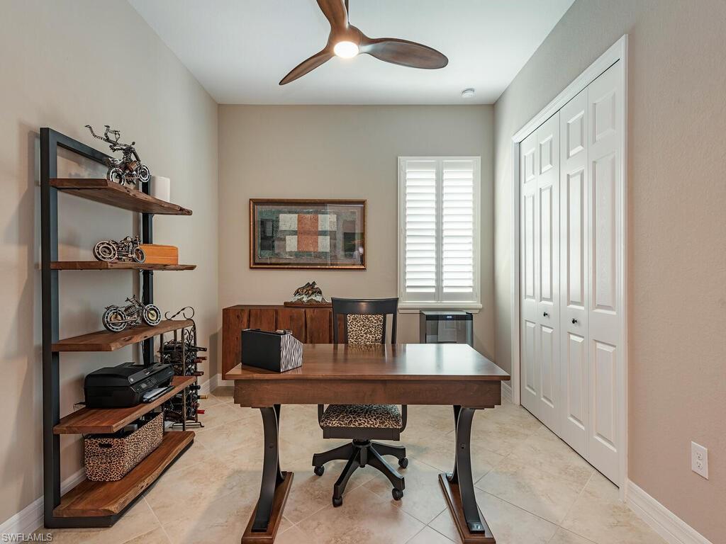 TWIN EAGLES - Residential