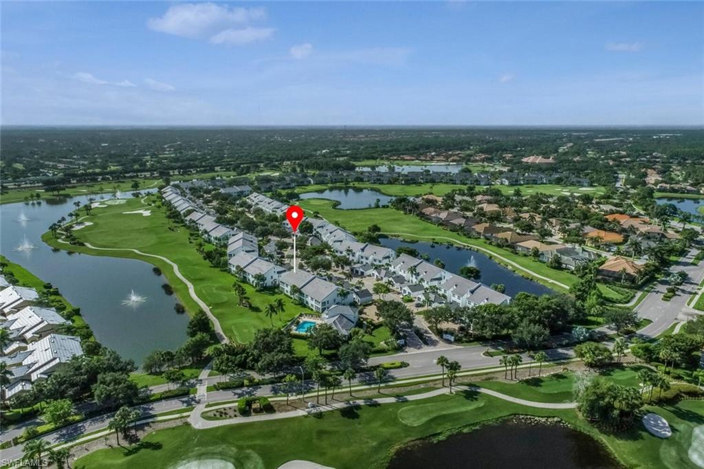 WEDGE WOOD AT THE STRAND - Residential