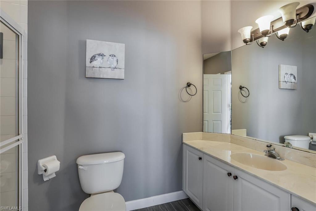 WEDGE WOOD AT THE STRAND - Residential