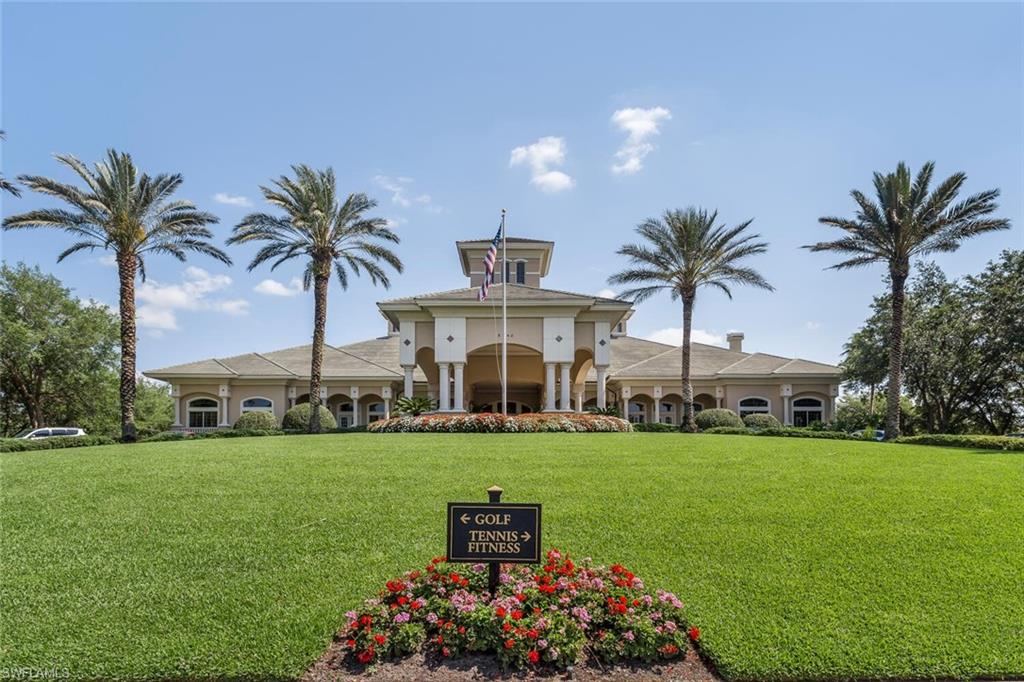 WEDGE WOOD AT THE STRAND - Residential