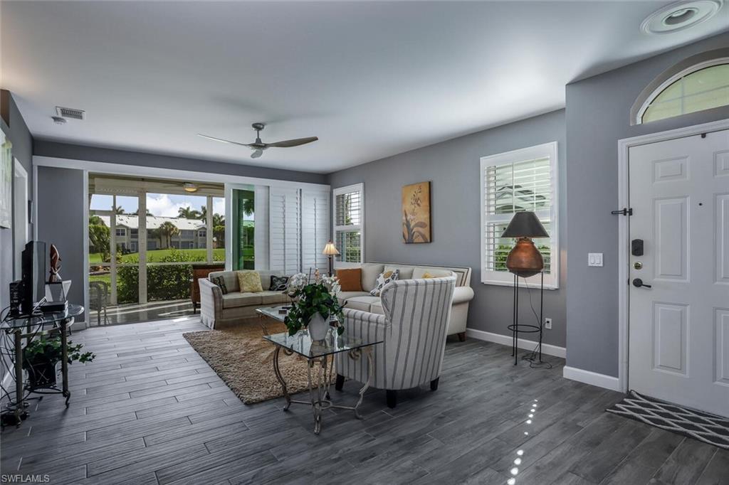 WEDGE WOOD AT THE STRAND - Residential