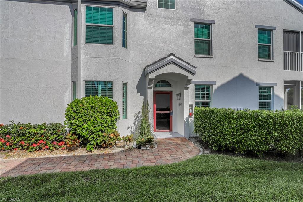 WEDGE WOOD AT THE STRAND - Residential