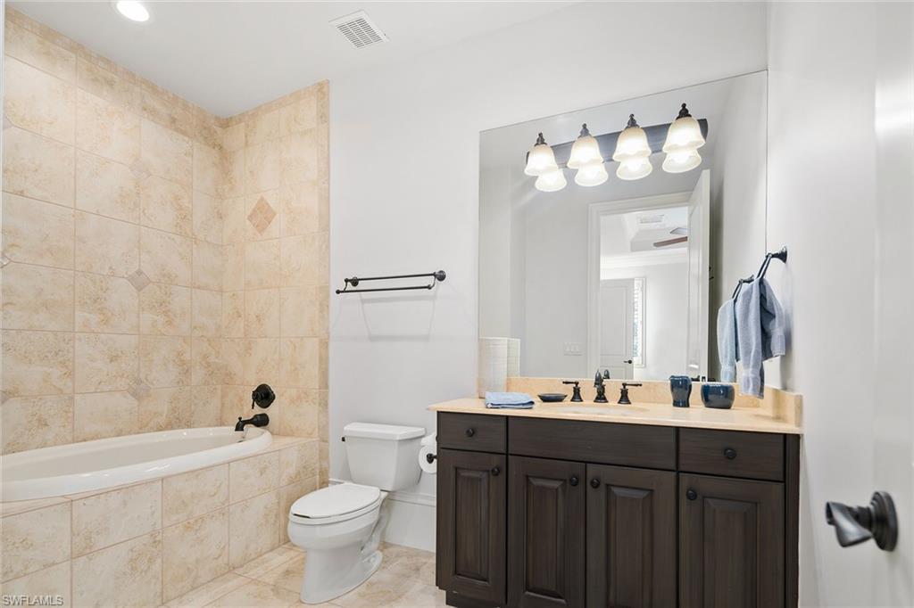 ROYAL HARBOR - Residential