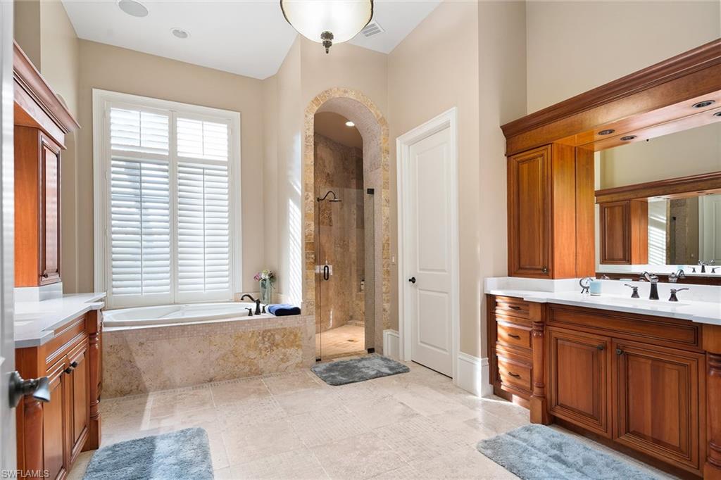 ROYAL HARBOR - Residential