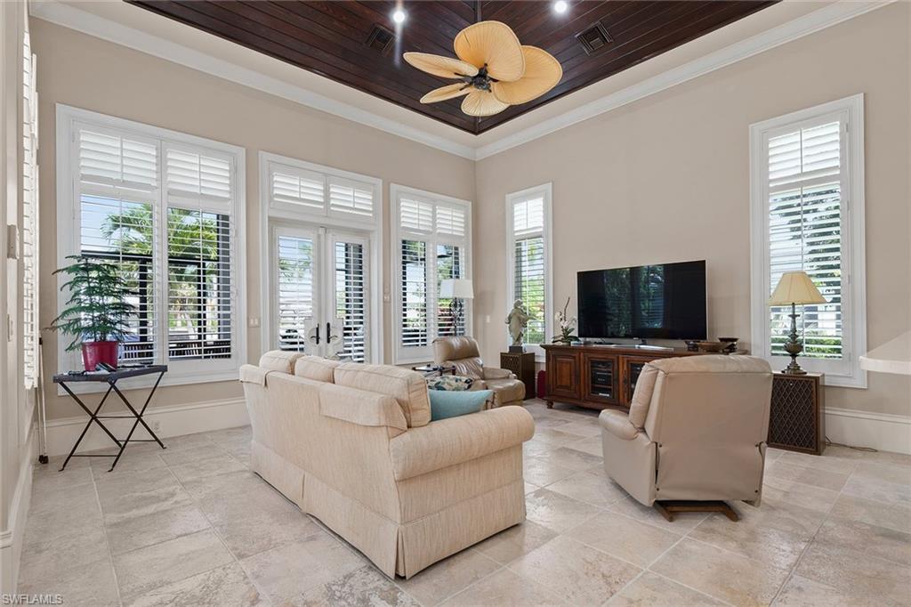 ROYAL HARBOR - Residential