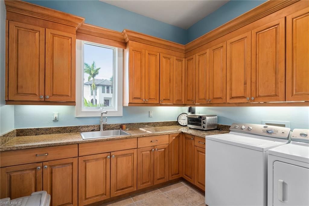 ROYAL HARBOR - Residential