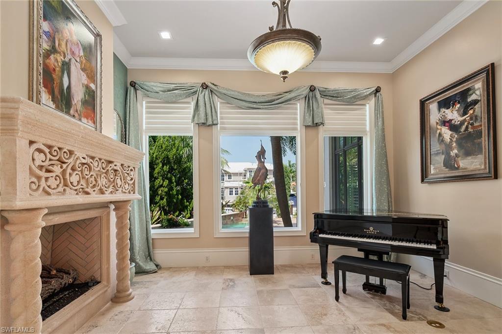 ROYAL HARBOR - Residential