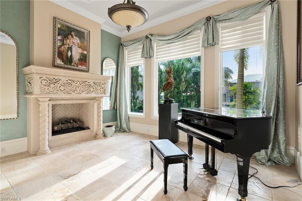 ROYAL HARBOR - Residential