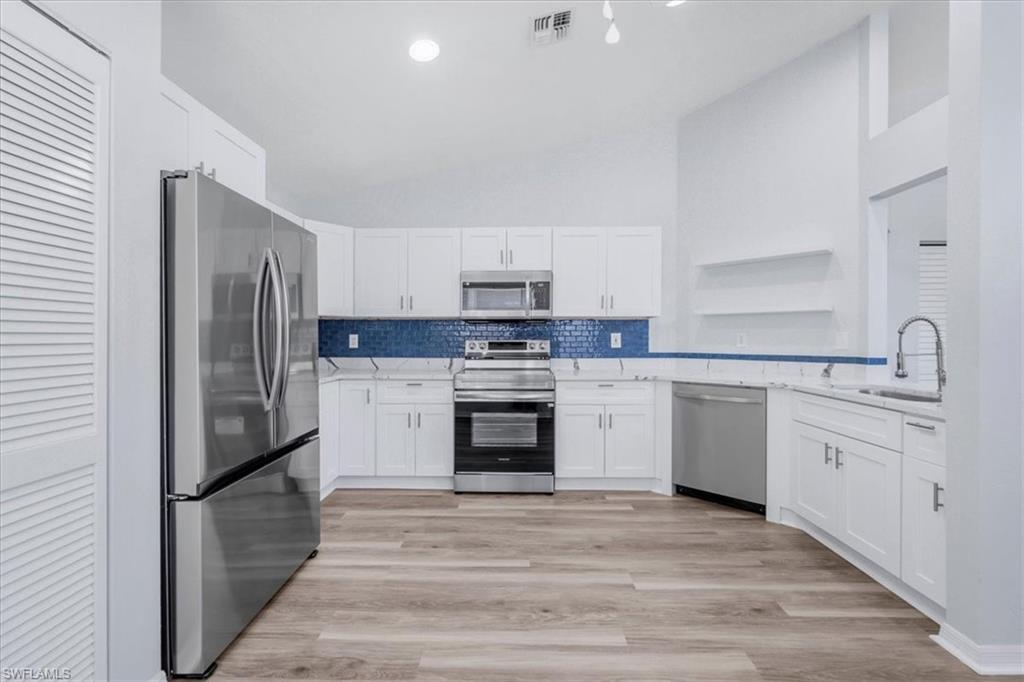 SUMMERLIN TRACE CONDO - Residential