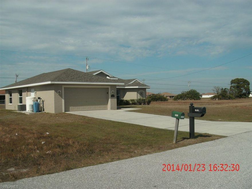 Property has been repaired with new carpet, paint and new roof. PROPERTY IS ELIGIBLE UNDER THE FREDDIE MAC FIRST LOOK IN ITIATIVE THROUGH February  14th, 2014. ONLY PURCHASERS OCCUPYING HOME AS THEIR PRIMARY RESIDENCE MAY MAKE OFFERS WHICH SELLER WILL CONSIDER DURING THIS LISTING PERIOD. BUYER WILL BE REQUIRED TO SIGN A NOTARIZED AFFIDAVIT OF OWNER-OCCUPANCY UPON ACCEPTANCE. FAR/BAR As-IS and proof of funds dated within 30 days of offer. 10% deposit. If financing pre-approval Seller pays and picks title, buyer pays doc stamps, and please put the address of the property in the subject line and make sure offer form is returned in the email. Offers cannot be submitted until property has been on the market for 48 hours. Buyer/Selling agent to verify all association fees and amenities.