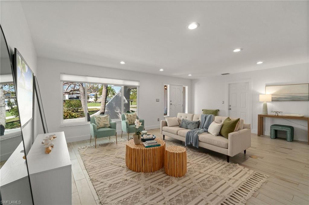 ESTERO RIVER HEIGHTS - Residential