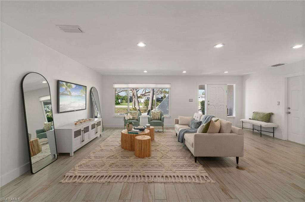 ESTERO RIVER HEIGHTS - Residential