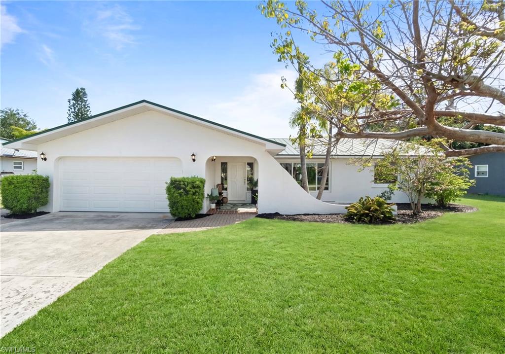 ESTERO RIVER HEIGHTS - Residential