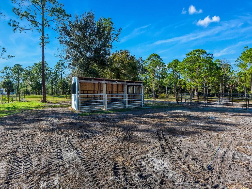 GOLDEN GATE ESTATES - Residential