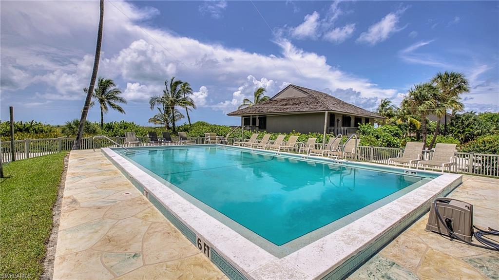 BEACH HOMES - Residential