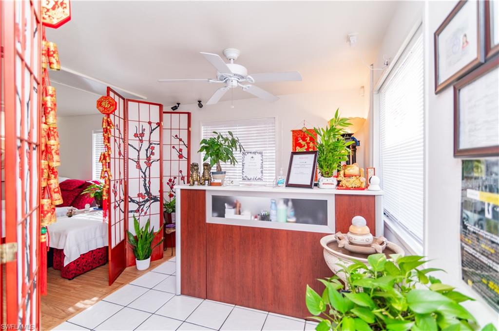 27831-835 Tamiami TRL