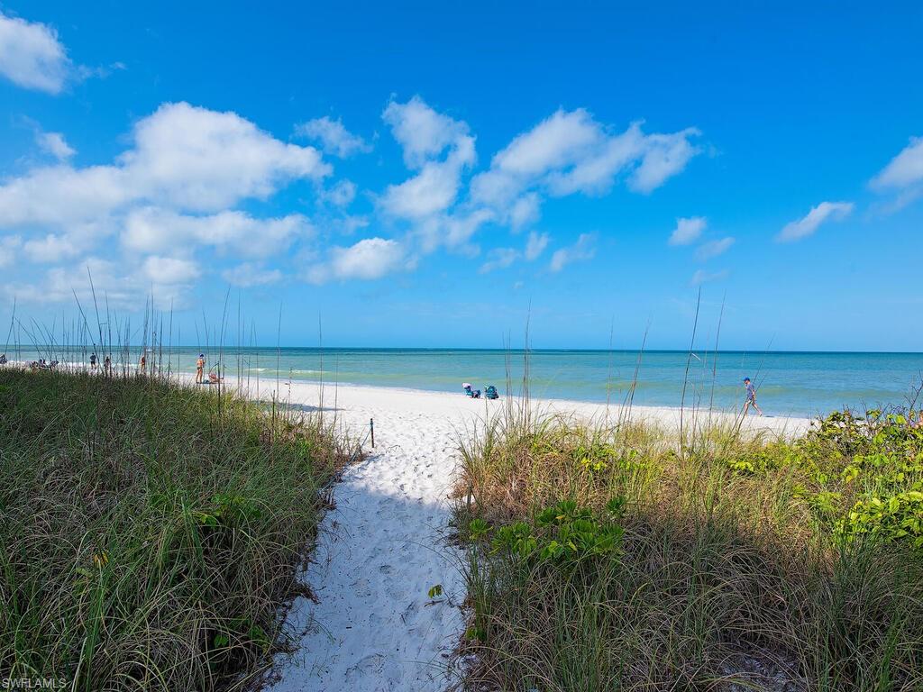 MANATEE - Residential