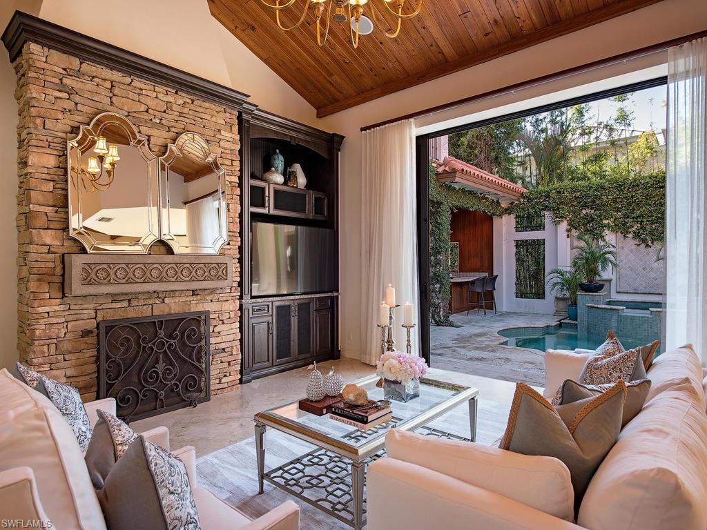 OLDE NAPLES - Residential