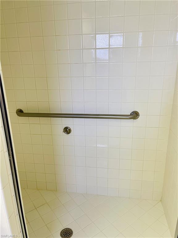 BONITA GOLF CLUB VILLAS - Residential