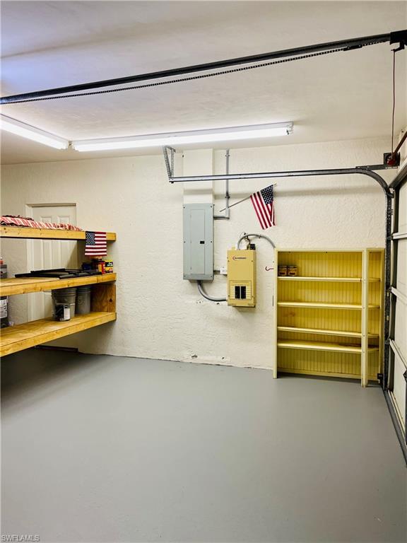 BONITA GOLF CLUB VILLAS - Residential