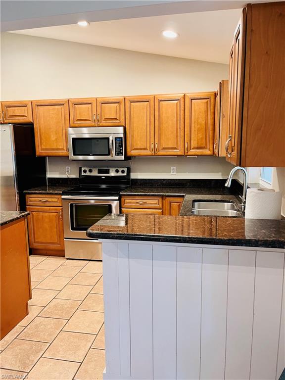 BONITA GOLF CLUB VILLAS - Residential