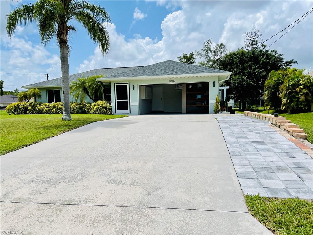 BONITA GOLF CLUB VILLAS - Residential