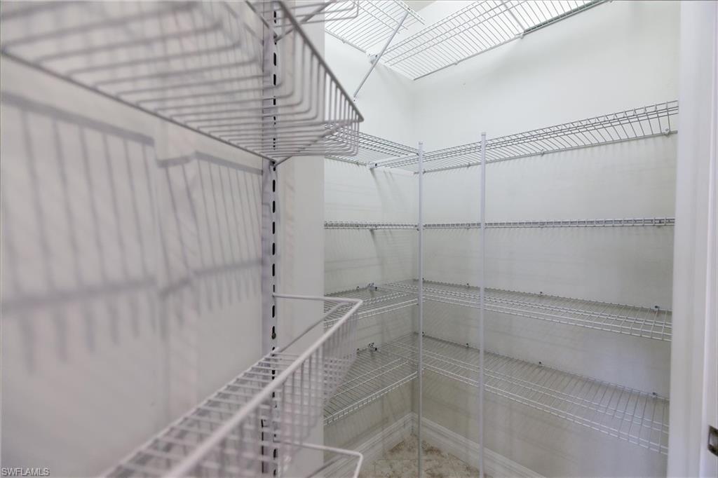 11041 Castlereagh ST