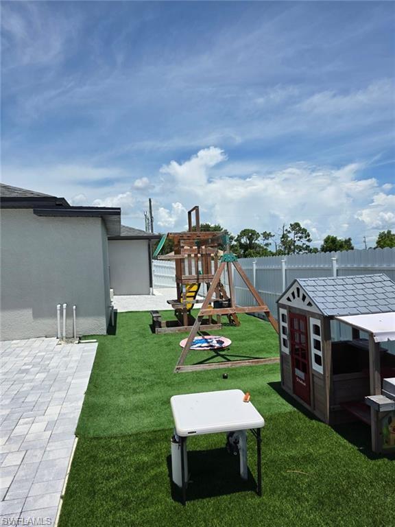 CAPE CORAL - Residential Lease