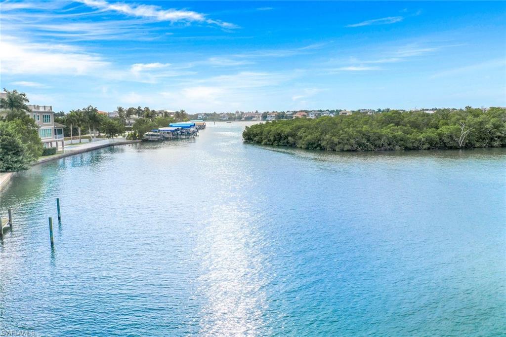 LITTLE HICKORY SHORES - Residential