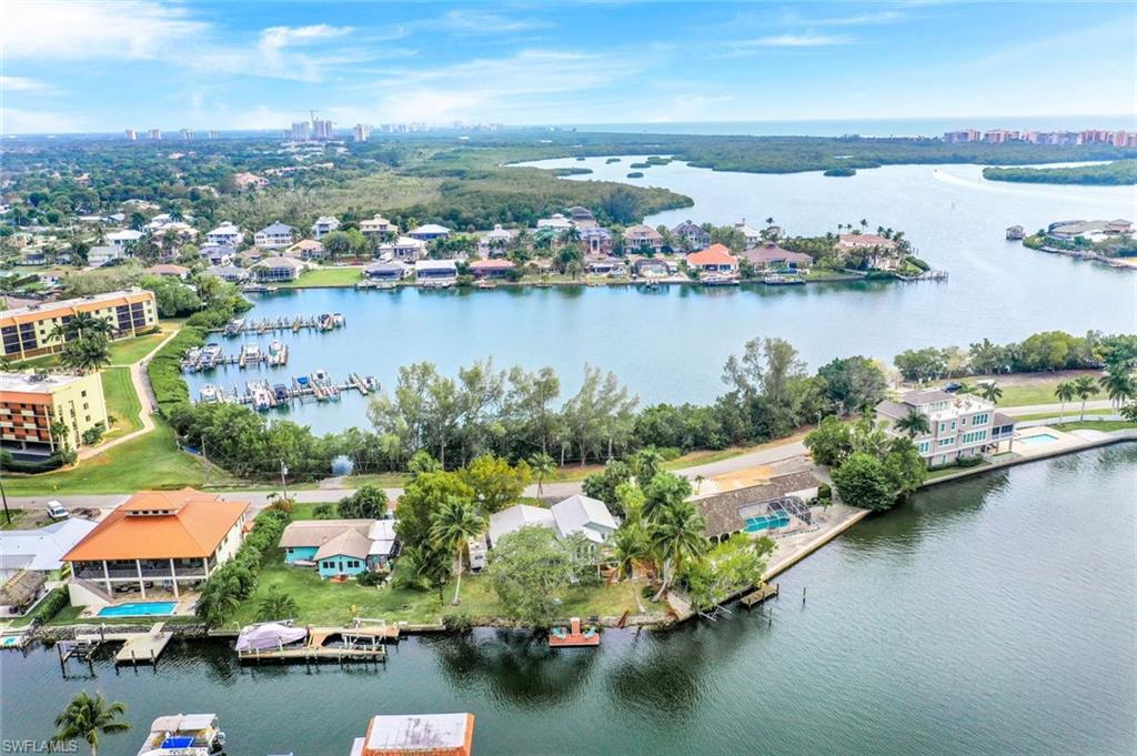 LITTLE HICKORY SHORES - Residential